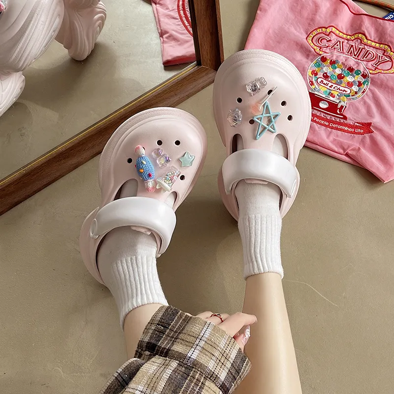 Craftsman gang Clogs Women's-7