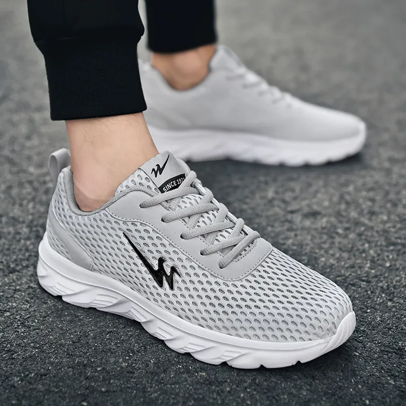 Binary Cushioning Rebound Lightweight Breathable Slip Resistant Low Top Running Shoes Men's Light Gray-8