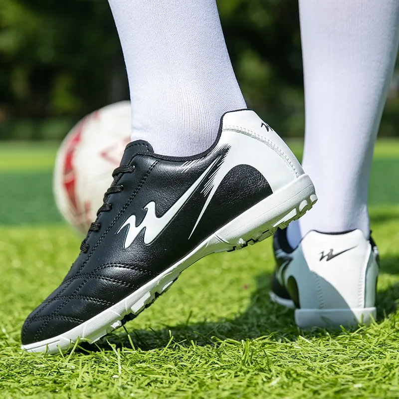 Binary Cushioning Anti Slip And Wear Resistant Coverage Lightweight Soccer Shoes Unisex-14