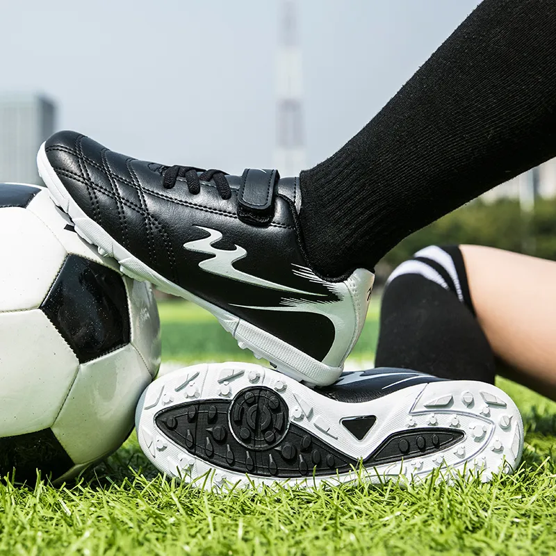 Binary Soccer Shoes Women's Low Top Black-10