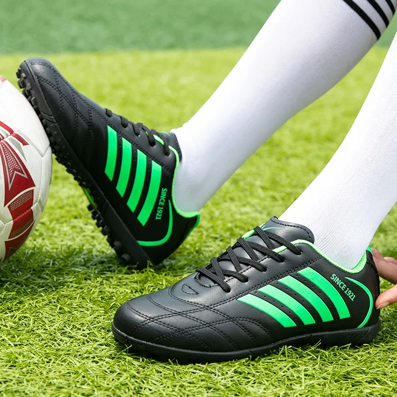 Binary Soccer Shoes Unisex Black-9