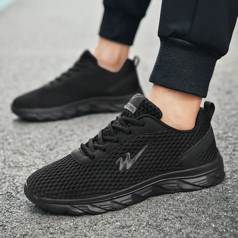Binary Cushioning Rebound Lightweight Breathable Slip Resistant Low Top Running Shoes Men's Black Warrior-2