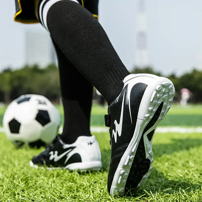 Binary Soccer Shoes Women's Low Top Black-5