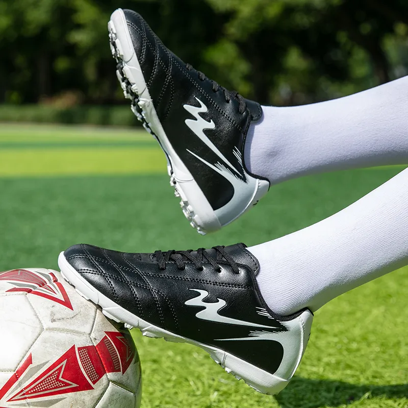 Binary Cushioning Anti Slip And Wear Resistant Coverage Lightweight Soccer Shoes Unisex-11