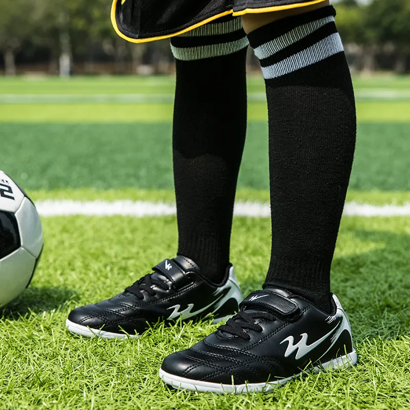 Binary Soccer Shoes Women's Low Top Black-11