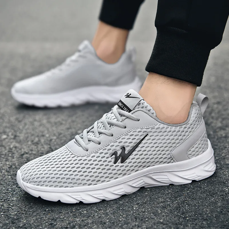 Binary Cushioning Rebound Lightweight Breathable Slip Resistant Low Top Running Shoes Men's Light Gray-4