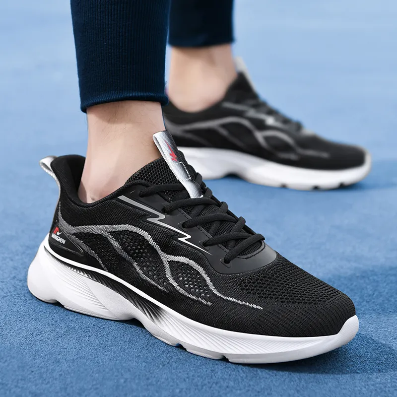 Binary Cushioning Lightweight Breathable Slip-Resistant Low-Top Running Shoes Men's Black-4