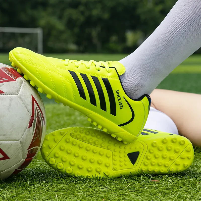Binary Soccer Shoes Unisex Low Top Black-12
