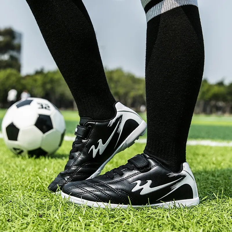 Binary Soccer Shoes Women's Low Top Black-6