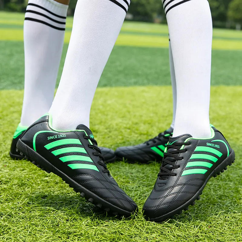 Binary Soccer Shoes Unisex Black-7
