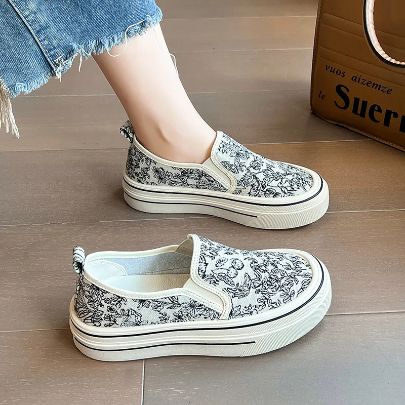 MEXICAN Slip Resistant, Abrasion Resistant, Lightweight Low Top Canvas Shoes Women's-3