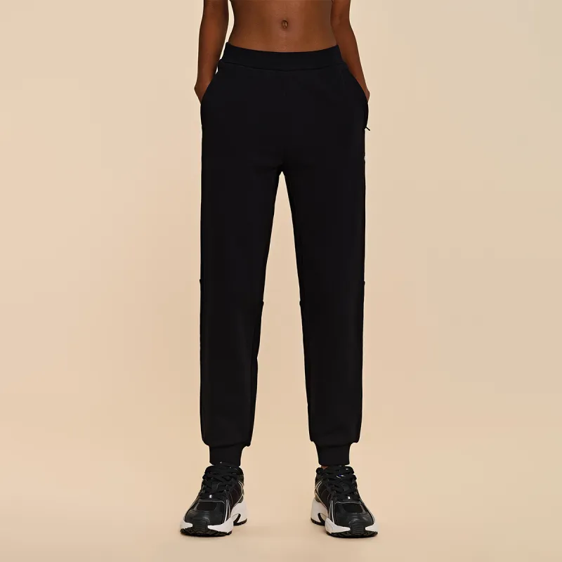 Le Coq Sportif Knitted Sports Pants Women's Dazzle Black-2