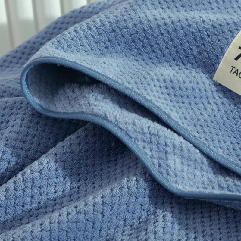 Lanza Towels-23