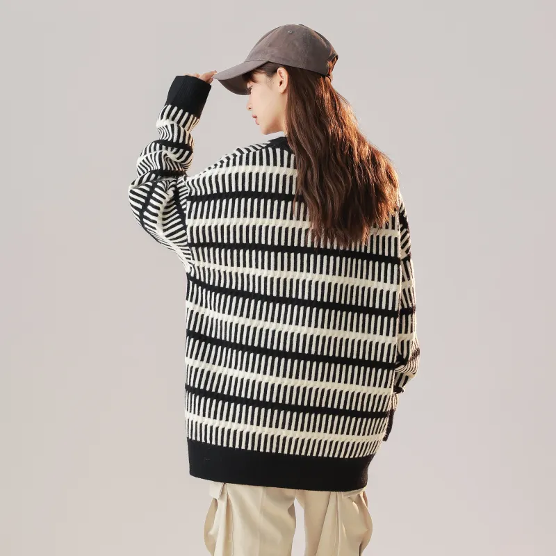 GSUE Sweaters Unisex-9