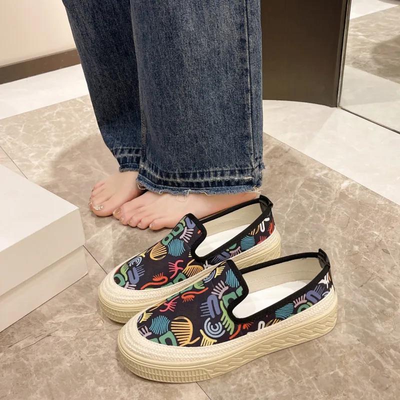 WUJI Anti Slip Wear Resistant Low Top Skateboard Shoes Women's-6