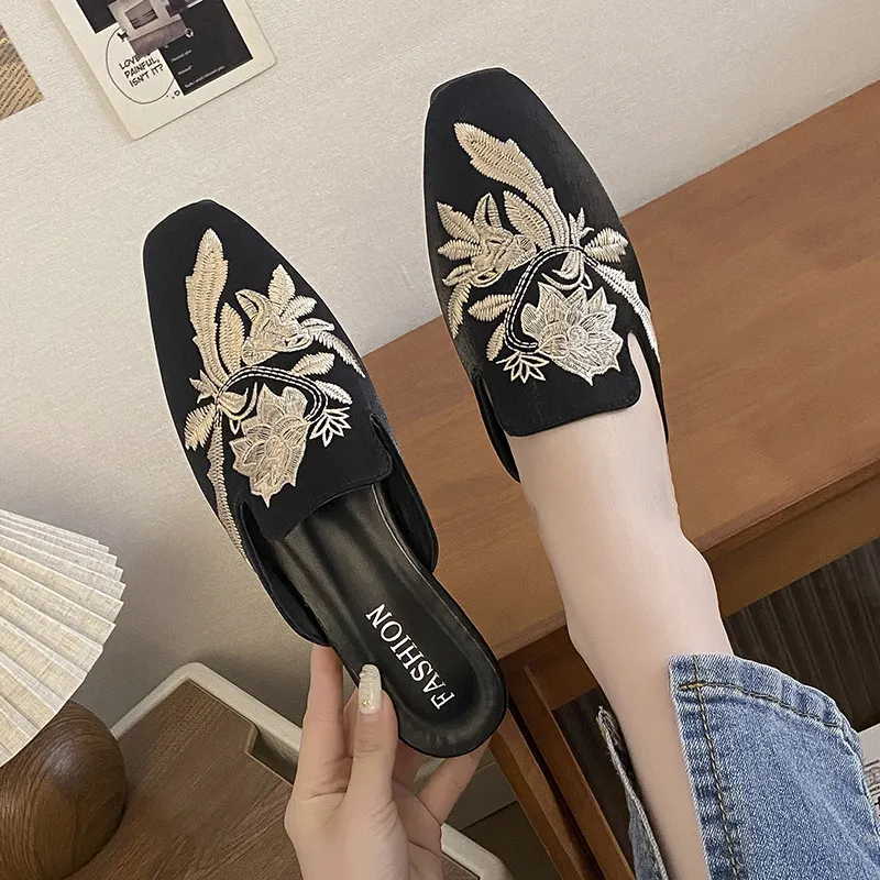 WUJI Slip Resistant Odor Resistant Closed Toe Slippers Women's-9