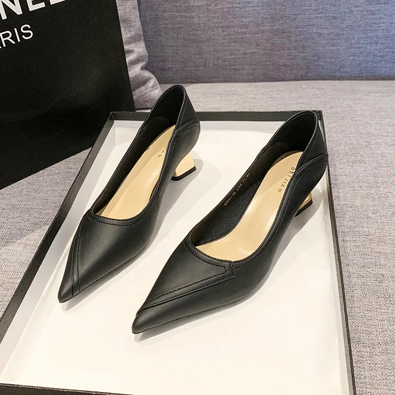 WUJI Block Heel High Heels Women's-3