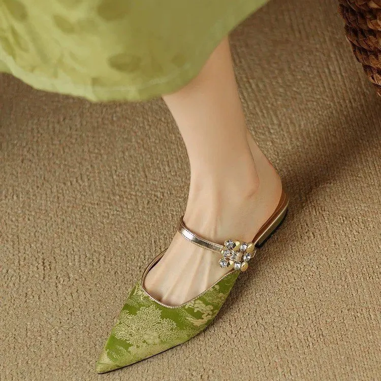 WUJI Embroidery Abrasion Resistant Slip Resistant Closed Toe Slippers Women's-2