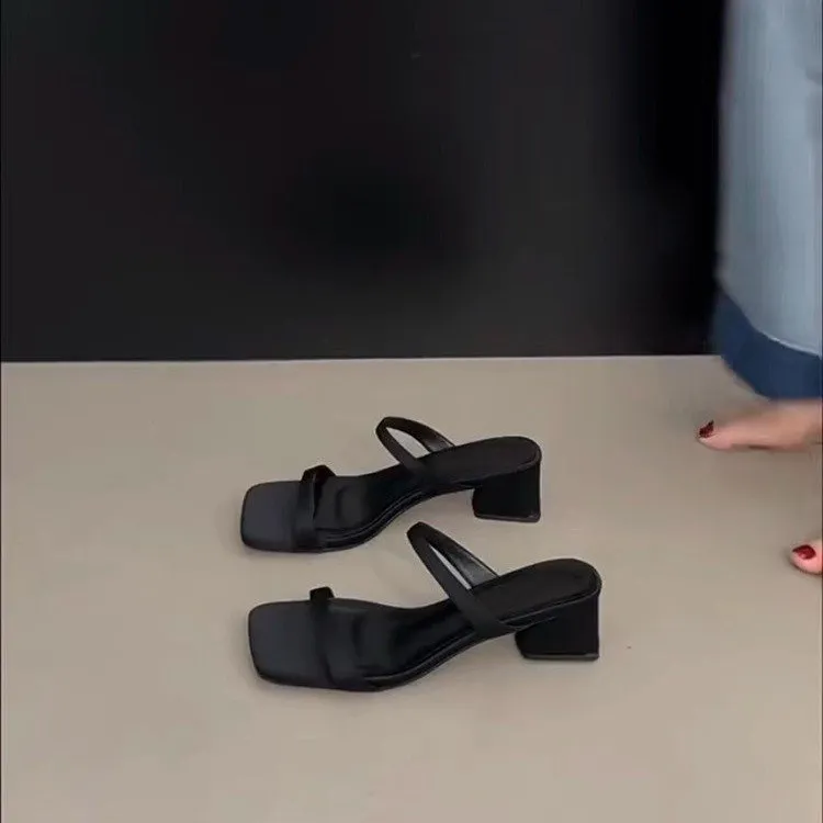 WUJI Slip Resistant Abrasion Resistant Slide Slippers Women's Black-1