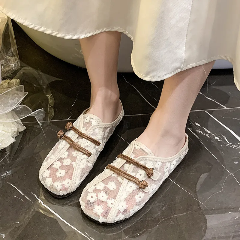 WUJI Slip Resistant Antibacterial Closed Toe Slippers Women's-1