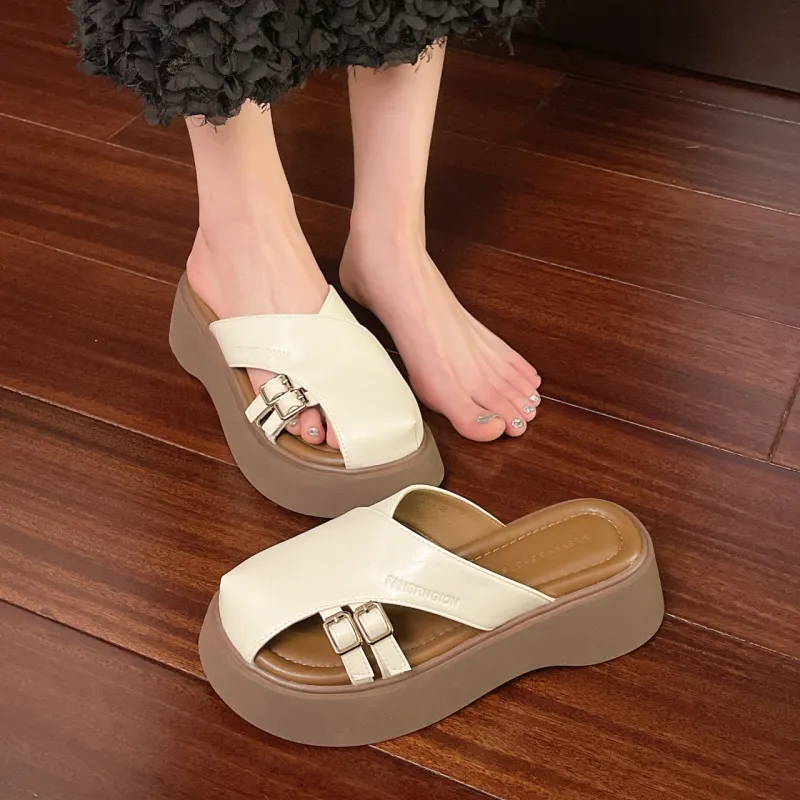WUJI Rubber Sole Metal Cut Out Slip Resistant Abrasion Resistant Closed Toe Slippers Women's-1
