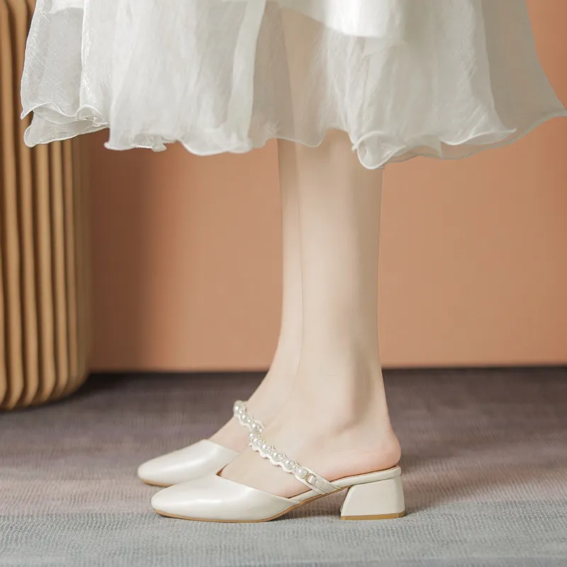 WUJI Slip Resistant Abrasion Resistant Closed Toe Slippers Women's Apricot-1