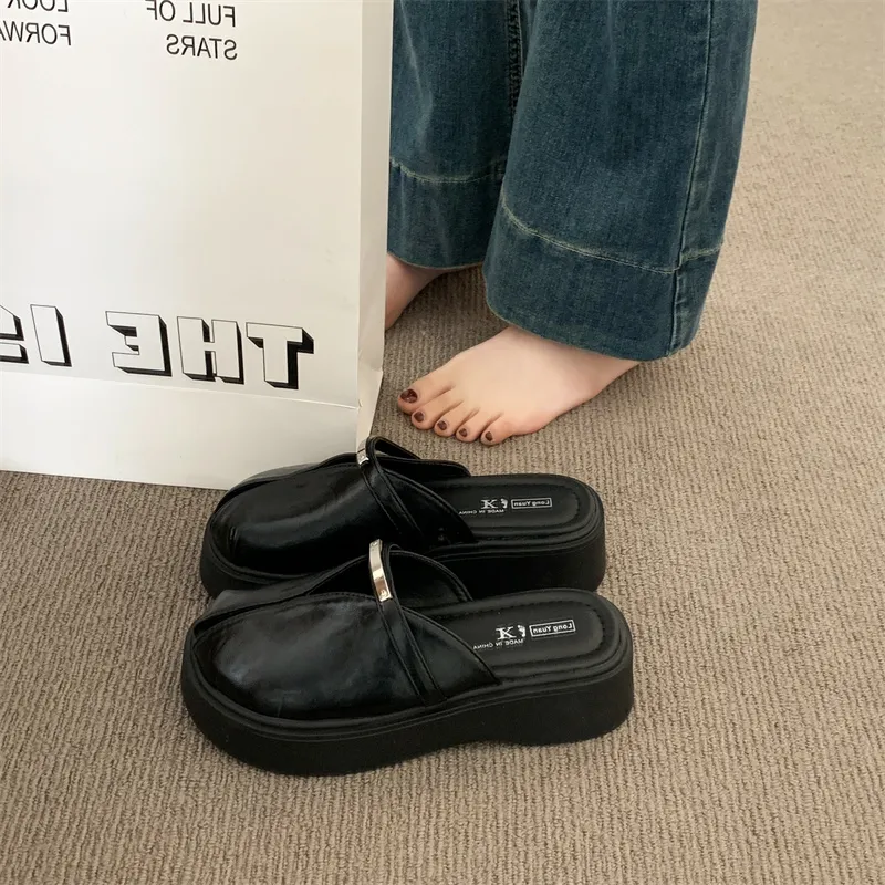 WUJI Slip Resistant Odor Resistant Closed Toe Slippers Women's-1