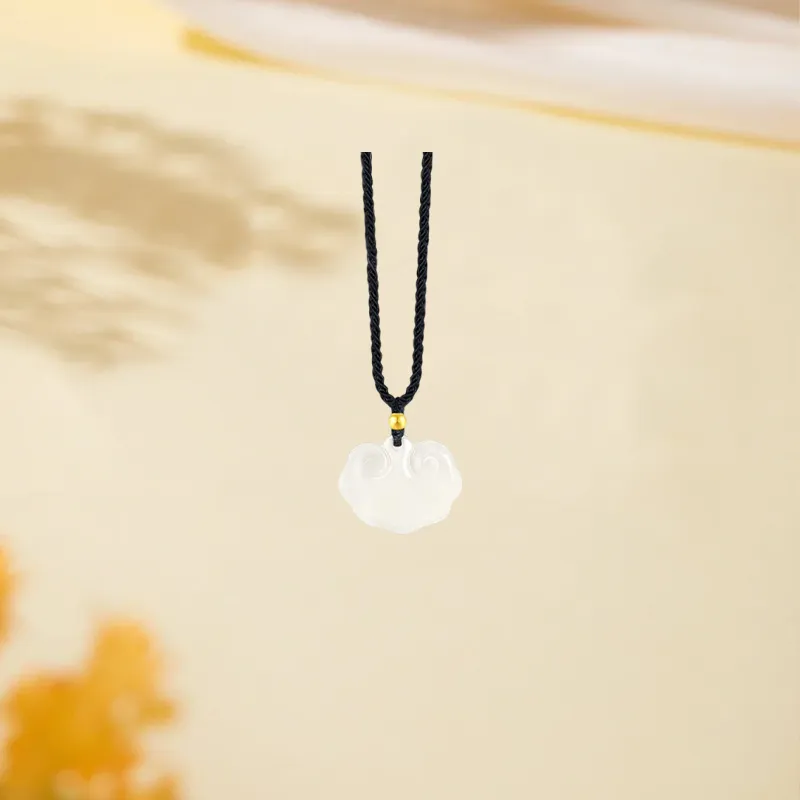 Kim Ka Fook Chalcedony Jade Necklaces Unisex-2