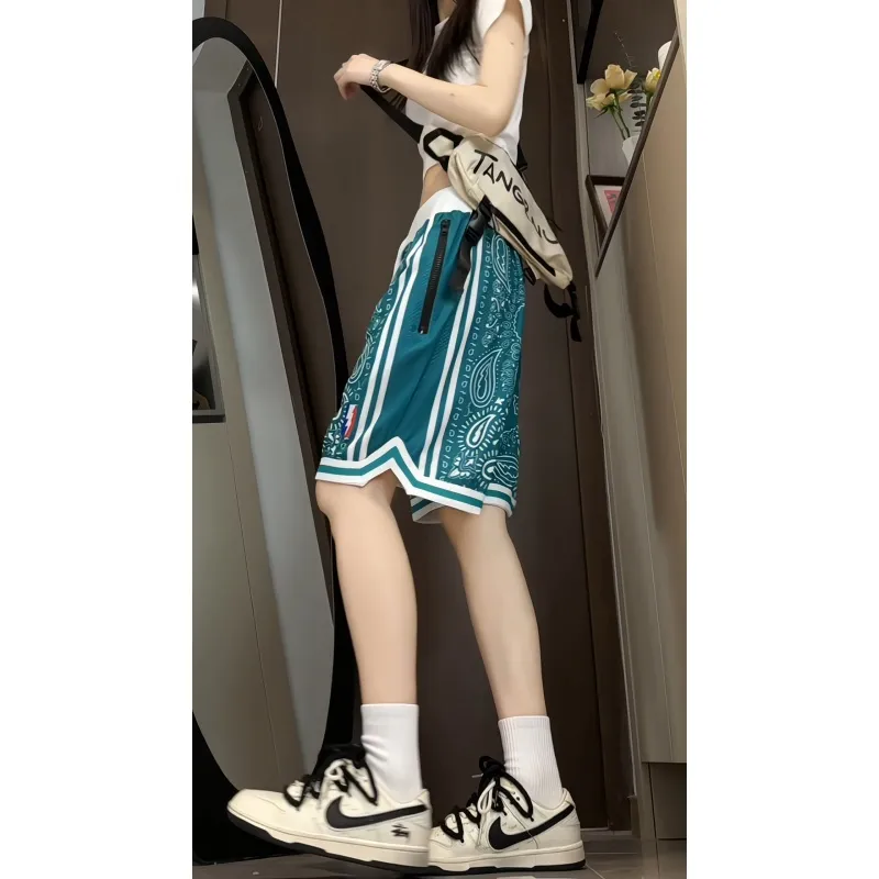 UNthemed Casual Shorts Unisex-9