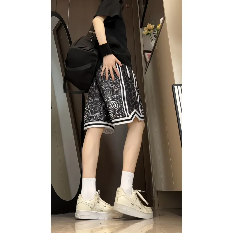 UNthemed Casual Shorts Unisex-17