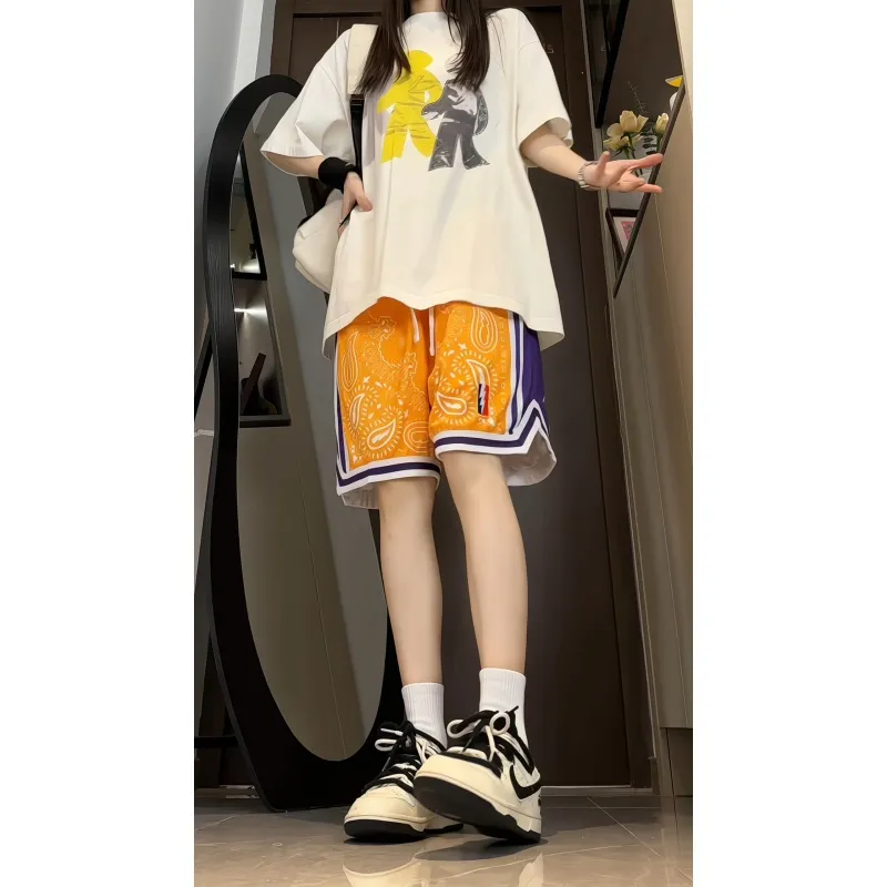 UNthemed Casual Shorts Unisex-5