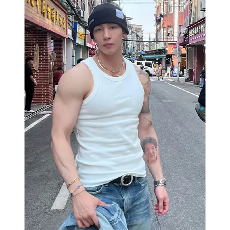 UNthemed Tank Tops Unisex-5
