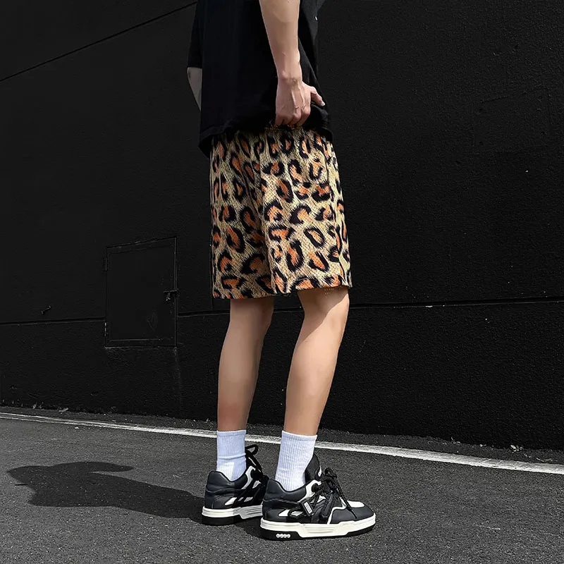 UNthemed Casual Shorts Unisex-3