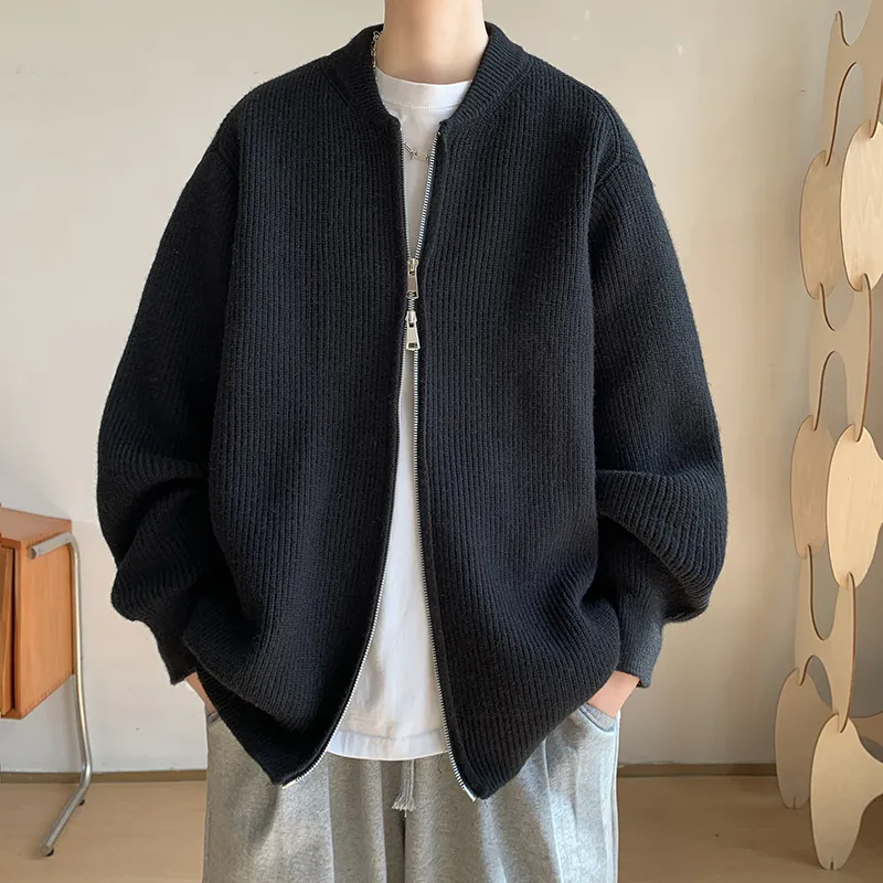 UNthemed Sweaters Unisex-2