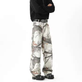 UNthemed Jeans Unisex White Maple Leaf