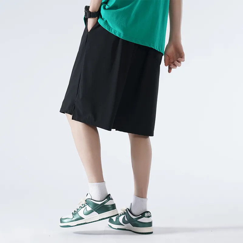 UNthemed Casual Shorts Unisex-6