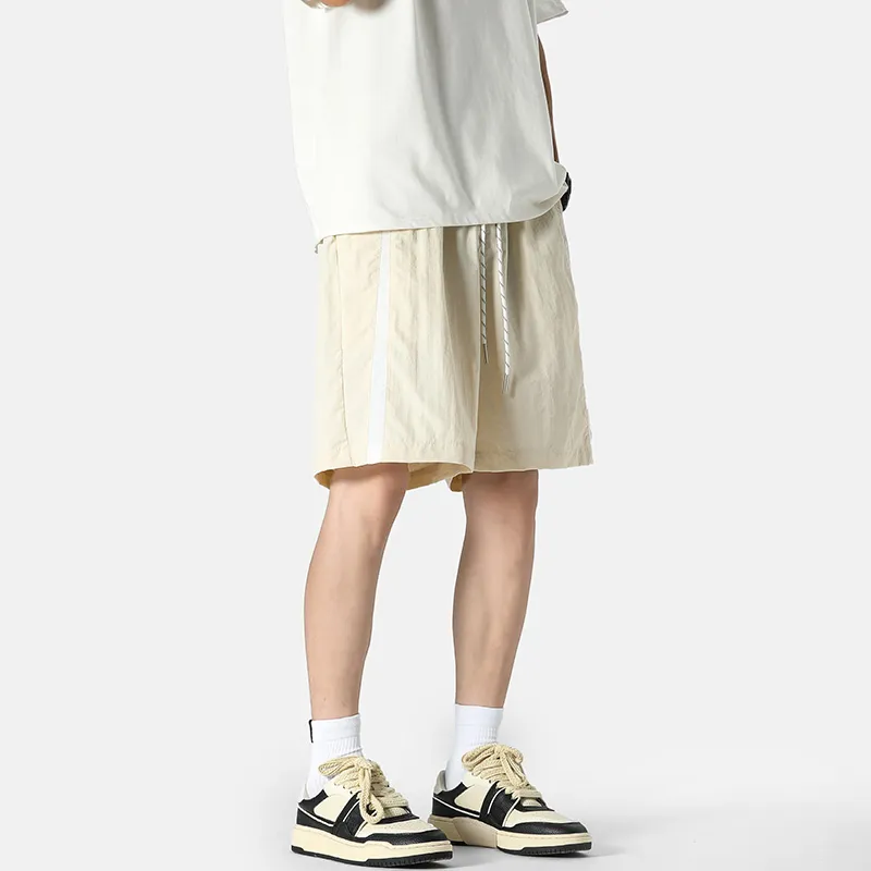 UNthemed Casual Shorts Unisex-8