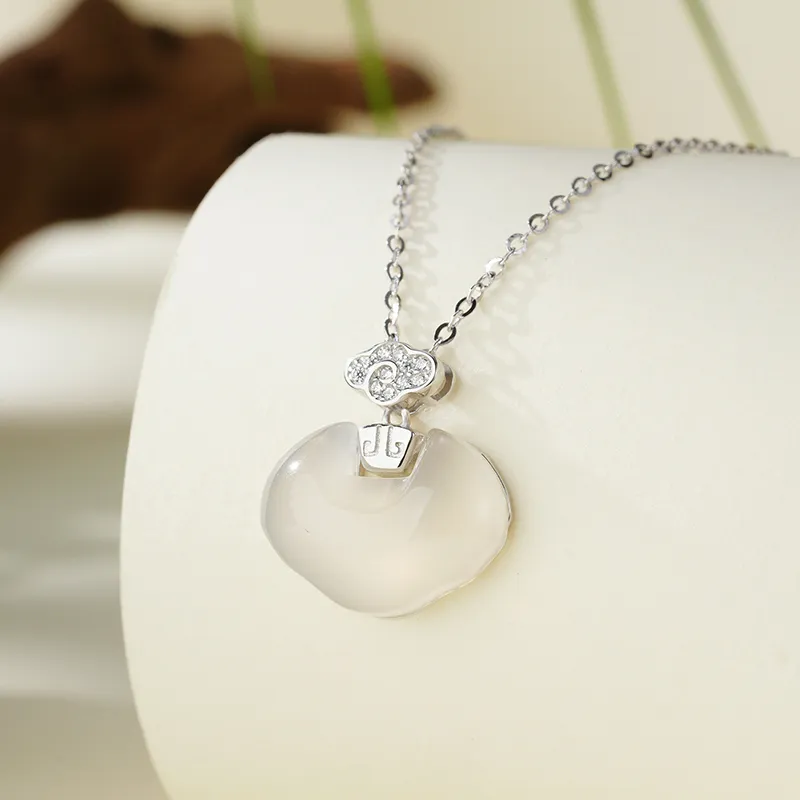 CHOW TAI SENG Chalcedony Elegant Dancing Necklace, Collarbone Chain Women's-3