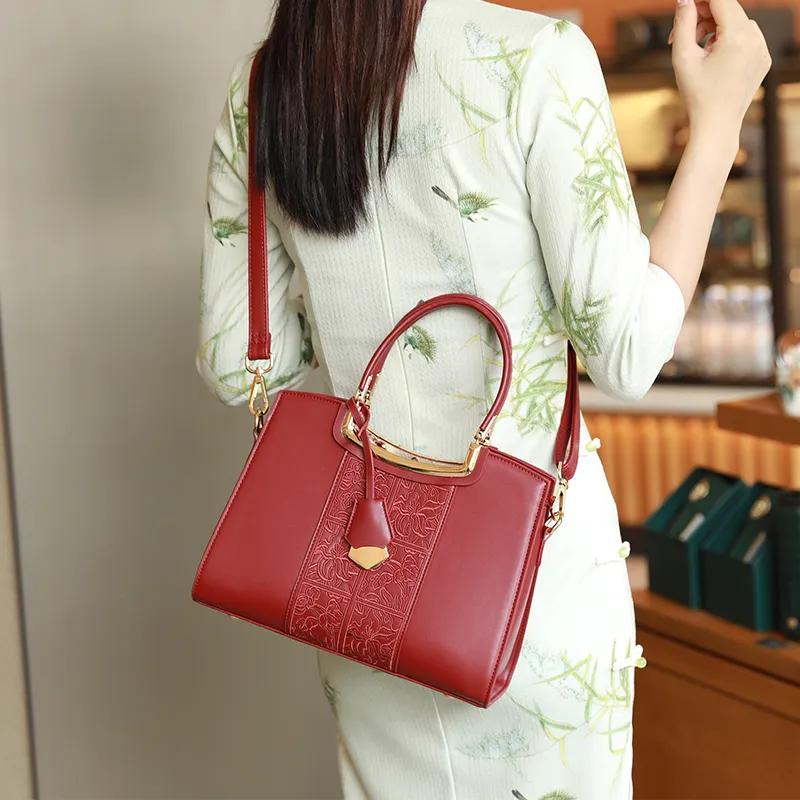 H YXIANG Microfiber Synthetic Leather Tote Bag, Shopping Bag, Crossbody Bag, One Shoulder Handbag Women's Red-1