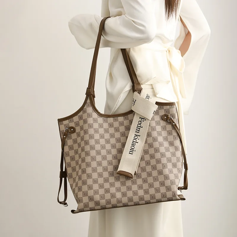 H YXIANG PVC Tote Bag, Shoulder Bag Women's Khaki-1