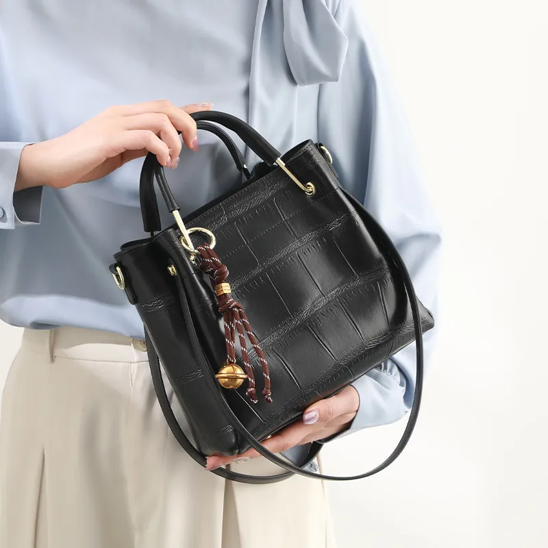 H YXIANG Microfiber Synthetic Leather Shoulder Bag, Crossbody Bag, Handbag Women's Black-4
