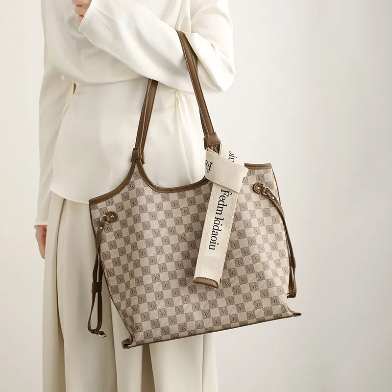 H YXIANG PVC Tote Bag, Shoulder Bag Women's Khaki-6