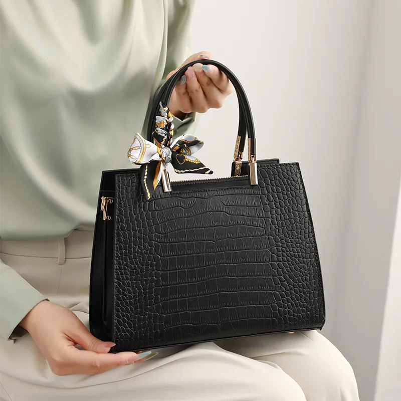 H YXIANG Microfiber Synthetic Leather One Shoulder Handbag Women's Black-1
