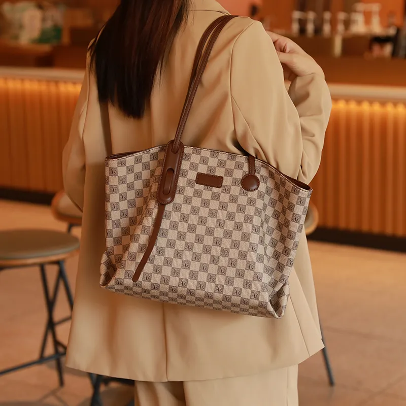 H YXIANG PVC Tote Bag Shopping Bag Shoulder Bags Regular Women's Khaki-4