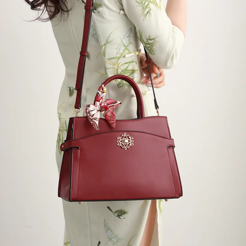 H YXIANG Microfiber Synthetic Leather Crossbody One Shoulder Handbag Women's Red-3