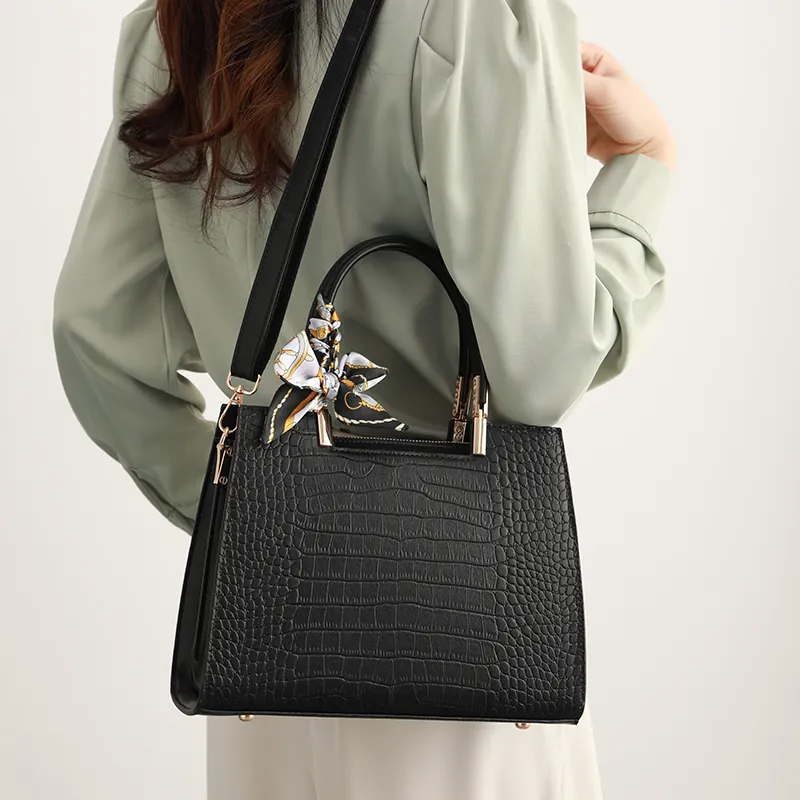 H YXIANG Microfiber Synthetic Leather One Shoulder Handbag Women's Black-7