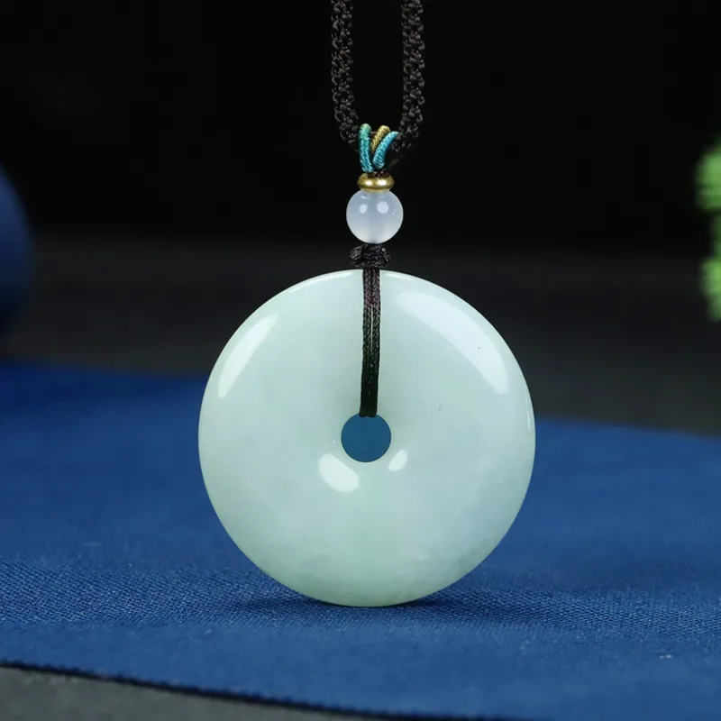 Cuizu Glutinous Jade Necklaces Unisex-1