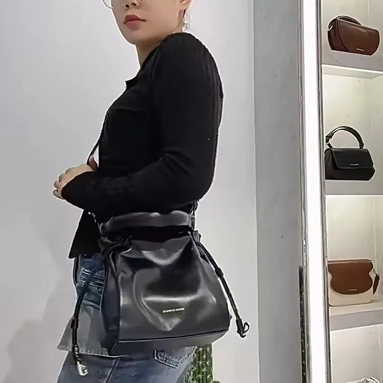ALOENEY Cow Leather Crossbody One Shoulder Handbag Women's Black-3