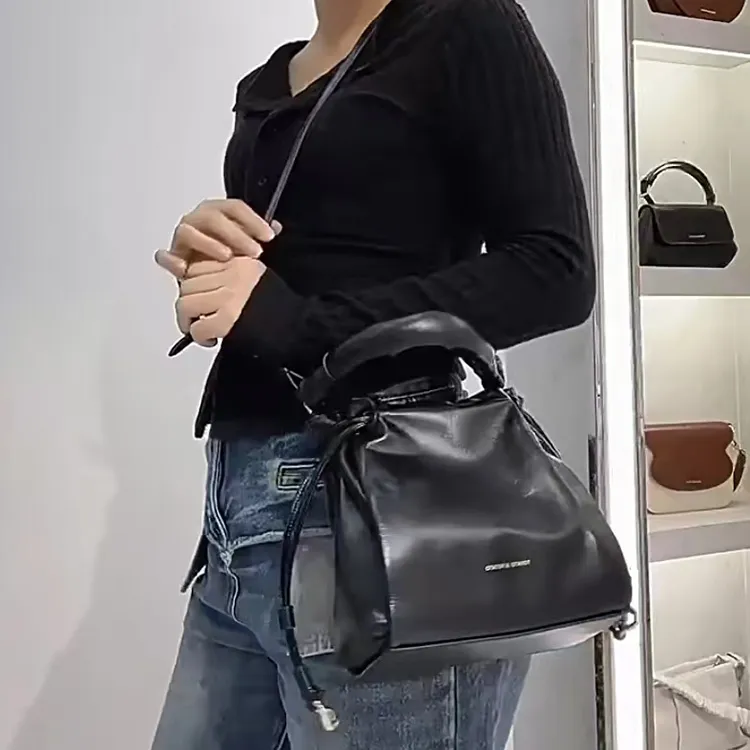 ALOENEY Cow Leather Crossbody One Shoulder Handbag Women's Black-4