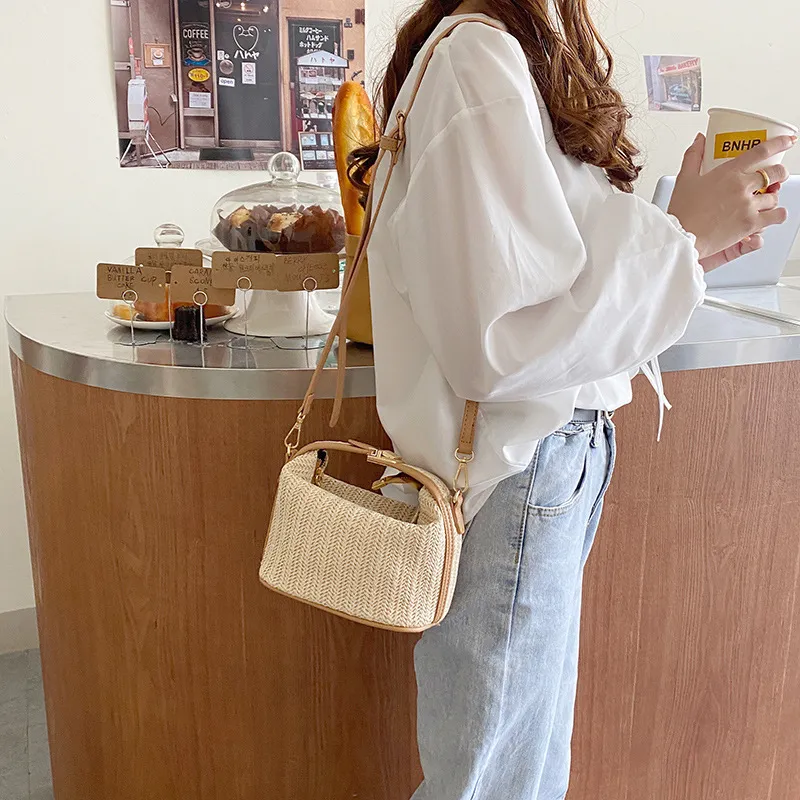 ALOENEY Straw Shoulder Bag, Crossbody Bag, Handbag Regular Women's Ecru-1